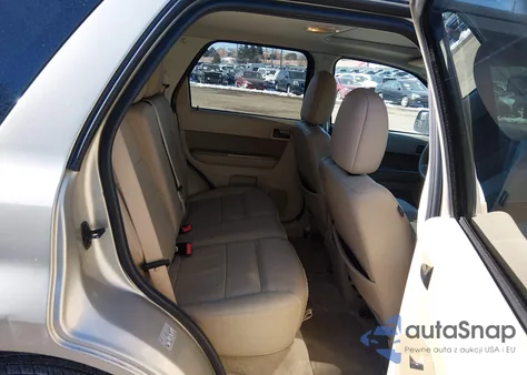 2010 Ford Escape Xlt from USA, damaged, VIN 1FMCU9D74AKC90838